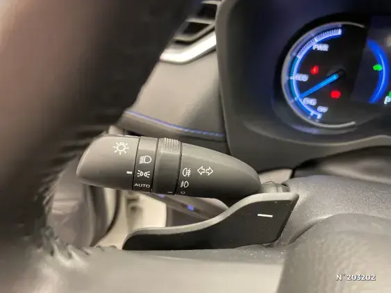 TOYOTA RAV4 V - voiture d'occasion - Photo 31