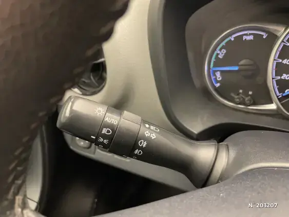 TOYOTA YARIS III - voiture d'occasion - Photo 31