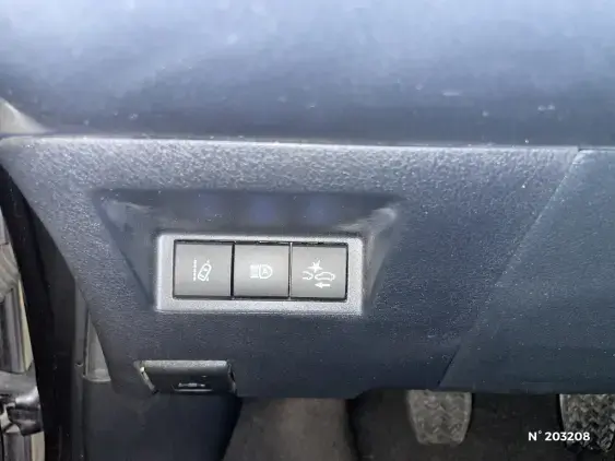 TOYOTA YARIS III - voiture d'occasion - Photo 15