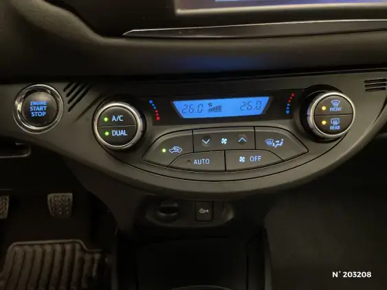 TOYOTA YARIS III - voiture d'occasion - Photo 28
