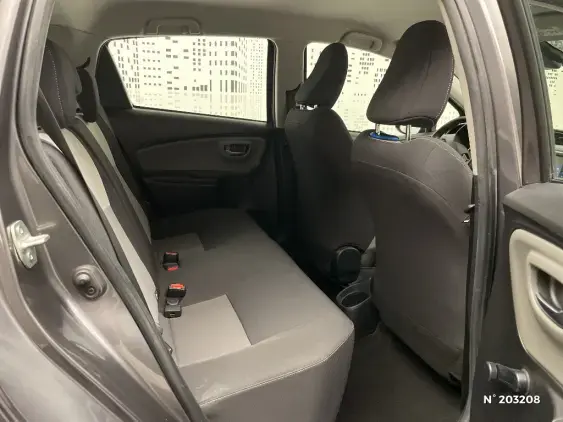 TOYOTA YARIS III - voiture d'occasion - Photo 11