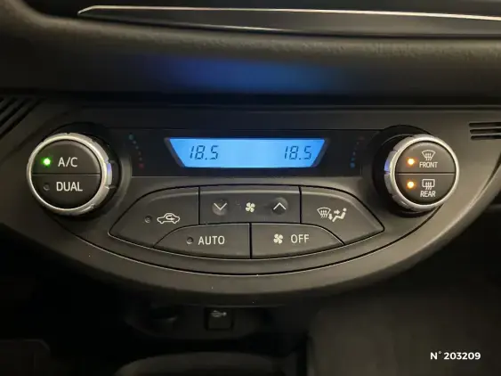 TOYOTA YARIS III - voiture d'occasion - Photo 24