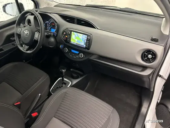 TOYOTA YARIS III - voiture d'occasion - Photo 10