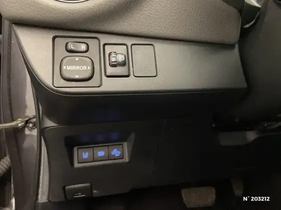 TOYOTA YARIS III - voiture d'occasion - Photo 14