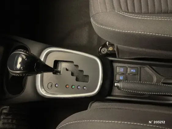 TOYOTA YARIS III - voiture d'occasion - Photo 30