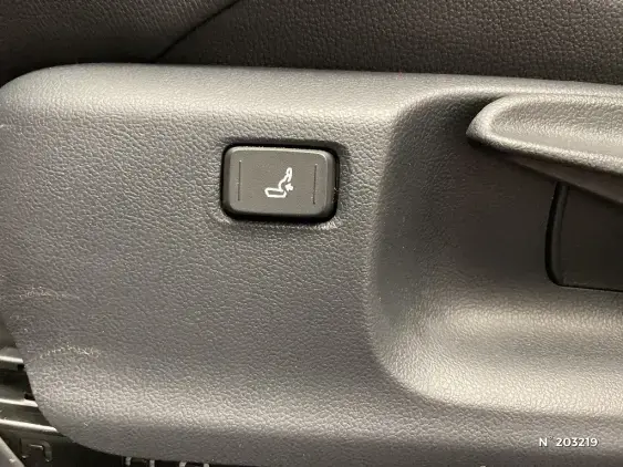 TOYOTA YARIS CROSS I - voiture d'occasion - Photo 26