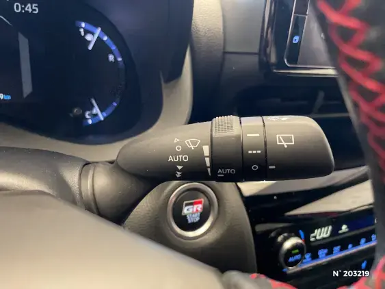 TOYOTA YARIS CROSS I - voiture d'occasion - Photo 30