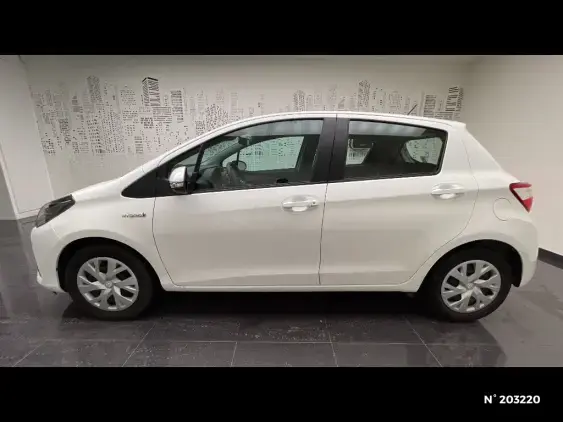 TOYOTA YARIS III - voiture d'occasion - Photo 2