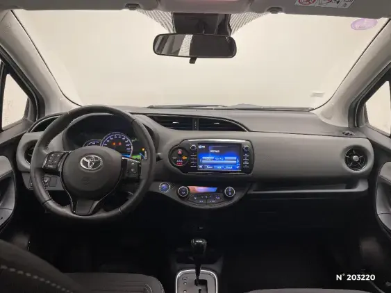 TOYOTA YARIS III - voiture d'occasion - Photo 9