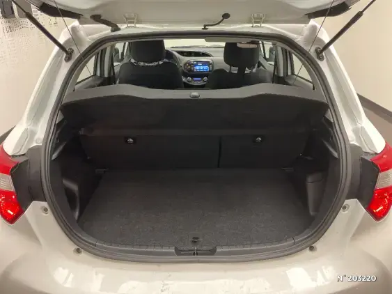 TOYOTA YARIS III - voiture d'occasion - Photo 7