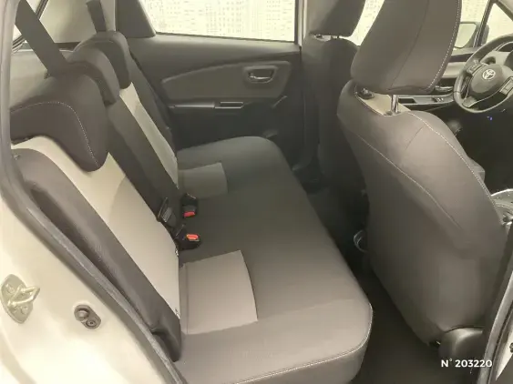 TOYOTA YARIS III - voiture d'occasion - Photo 11