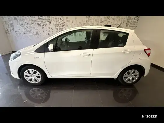 TOYOTA YARIS III - voiture d'occasion - Photo 2