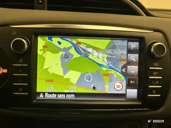 TOYOTA YARIS III - voiture d'occasion - Photo 13