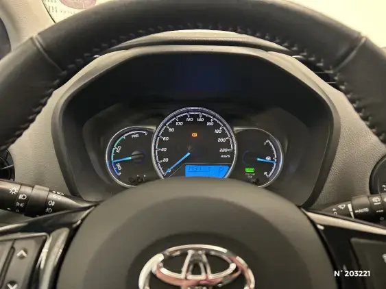 TOYOTA YARIS III - voiture d'occasion - Photo 12
