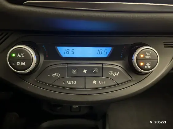 TOYOTA YARIS III - voiture d'occasion - Photo 25