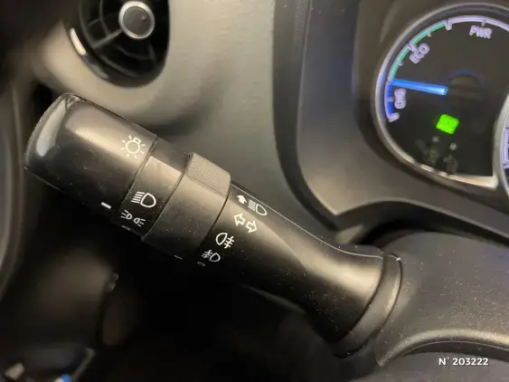 TOYOTA YARIS III - voiture d'occasion - Photo 28