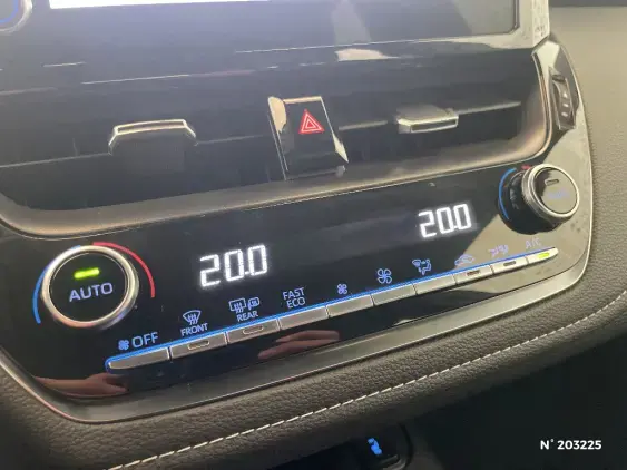 TOYOTA COROLLA XII - voiture d'occasion - Photo 27