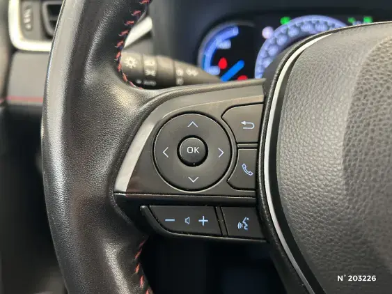 TOYOTA RAV4 V - voiture d'occasion - Photo 32