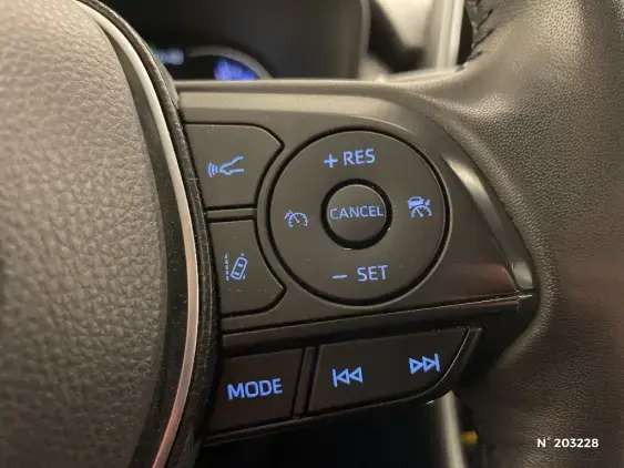 TOYOTA RAV4 V - voiture d'occasion - Photo 26