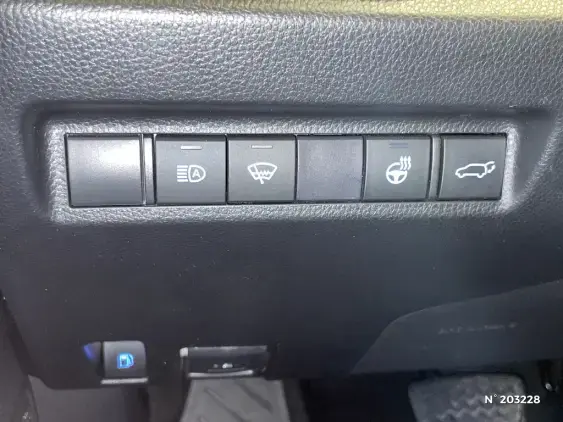 TOYOTA RAV4 V - voiture d'occasion - Photo 30