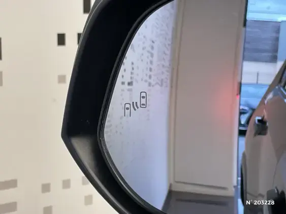 TOYOTA RAV4 V - voiture d'occasion - Photo 37