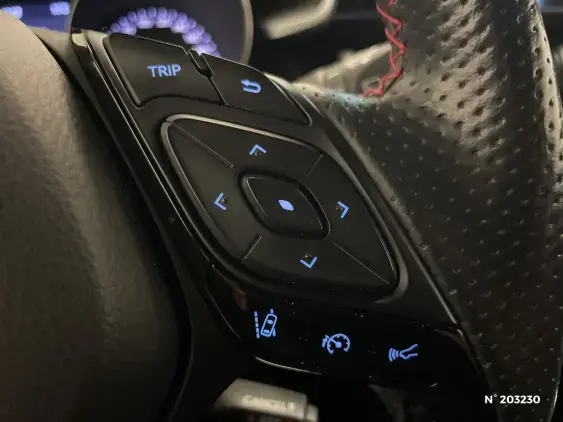 TOYOTA C-HR - voiture d'occasion - Photo 34