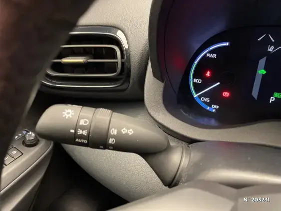 TOYOTA YARIS CROSS I - voiture d'occasion - Photo 30