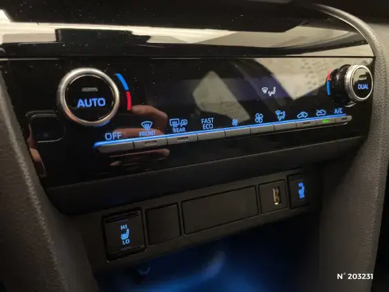 TOYOTA YARIS CROSS I - voiture d'occasion - Photo 32