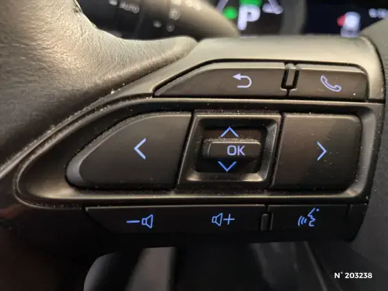 TOYOTA YARIS CROSS I - voiture d'occasion - Photo 25