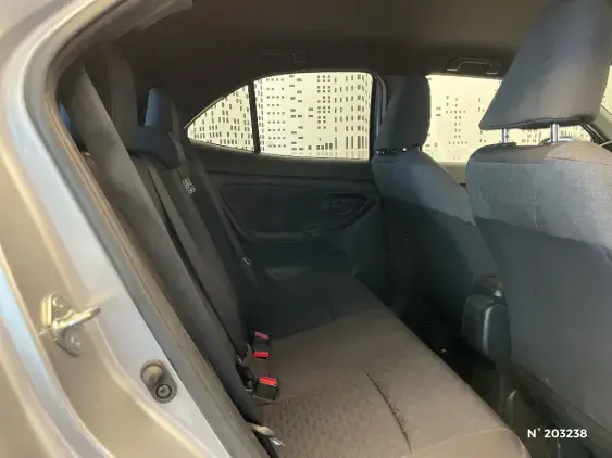 TOYOTA YARIS CROSS I - voiture d'occasion - Photo 11