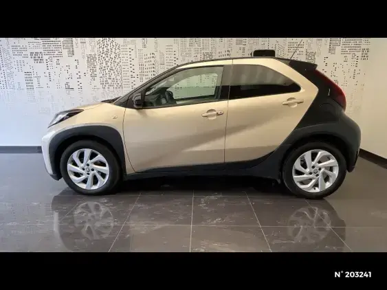 TOYOTA AYGO X - voiture d'occasion - Photo 2