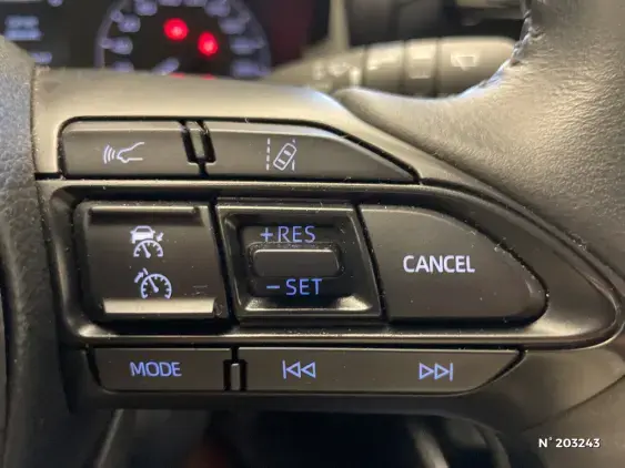 TOYOTA YARIS IV - voiture d'occasion - Photo 28