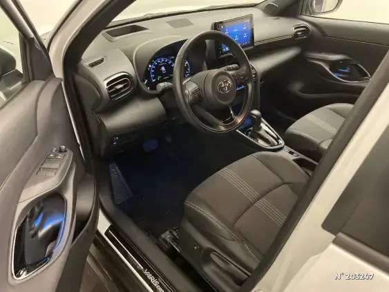 TOYOTA YARIS CROSS I - voiture d'occasion - Photo 26