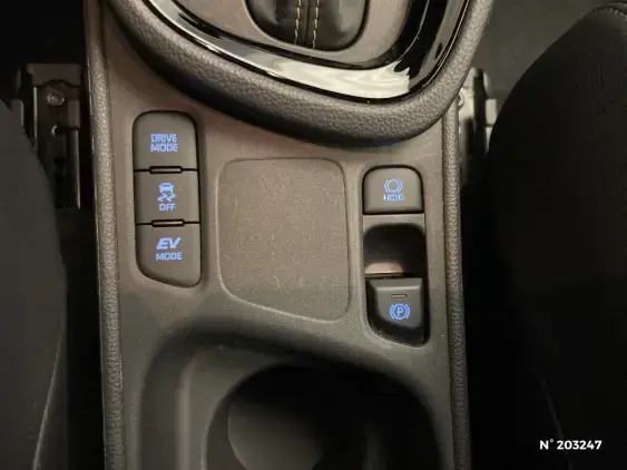 TOYOTA YARIS CROSS I - voiture d'occasion - Photo 31