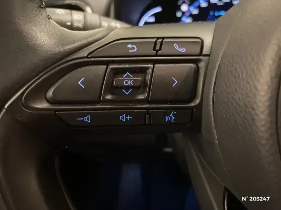 TOYOTA YARIS CROSS I - voiture d'occasion - Photo 32