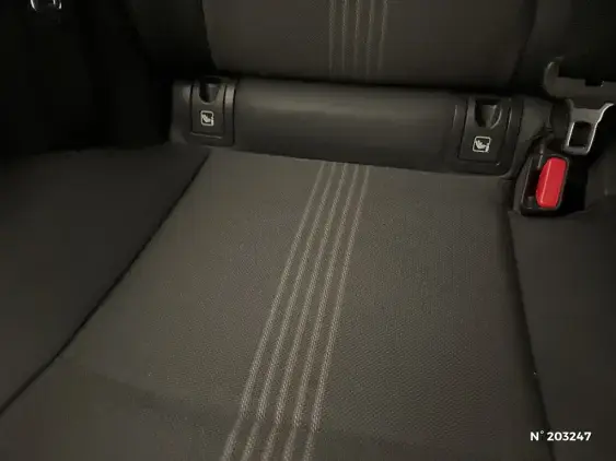 TOYOTA YARIS CROSS I - voiture d'occasion - Photo 38