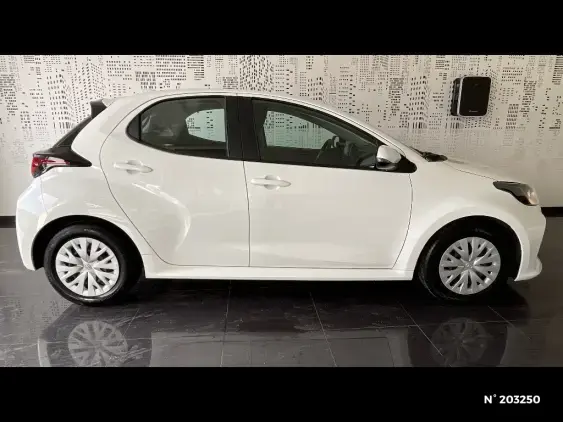 TOYOTA YARIS IV - voiture d'occasion - Photo 5