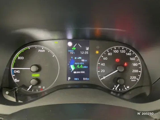 TOYOTA YARIS IV - voiture d'occasion - Photo 12