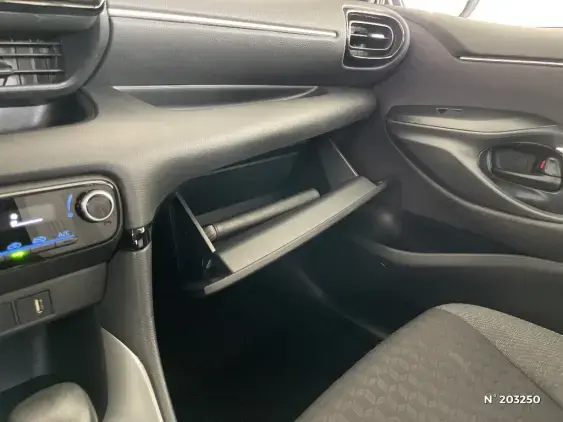 TOYOTA YARIS IV - voiture d'occasion - Photo 35