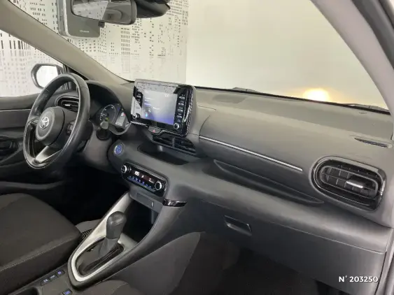 TOYOTA YARIS IV - voiture d'occasion - Photo 10