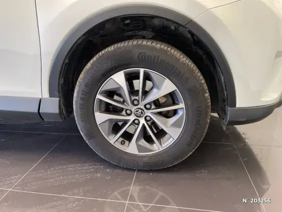 TOYOTA RAV4 IV - voiture d'occasion - Photo 8