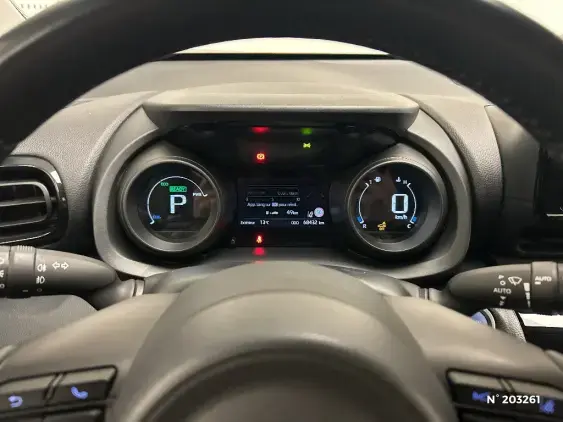 TOYOTA YARIS CROSS I - voiture d'occasion - Photo 12