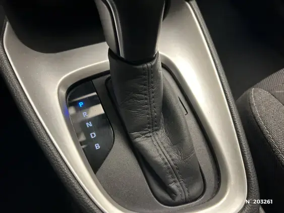 TOYOTA YARIS CROSS I - voiture d'occasion - Photo 27