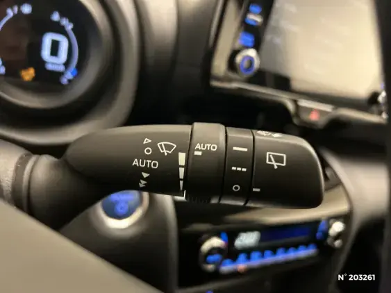 TOYOTA YARIS CROSS I - voiture d'occasion - Photo 31