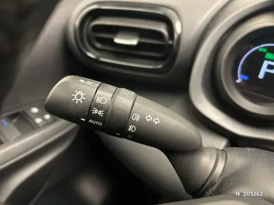 TOYOTA YARIS IV - voiture d'occasion - Photo 30
