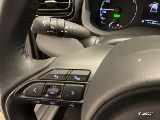 TOYOTA YARIS IV - voiture d'occasion - Photo 25