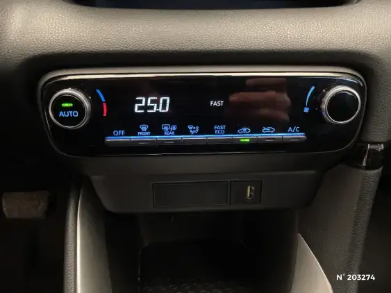 TOYOTA YARIS IV - voiture d'occasion - Photo 27