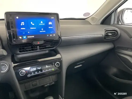 TOYOTA YARIS CROSS I - voiture d'occasion - Photo 13