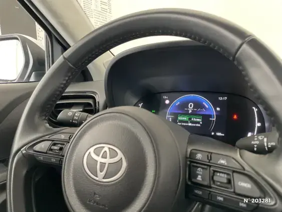 TOYOTA YARIS CROSS I - voiture d'occasion - Photo 32