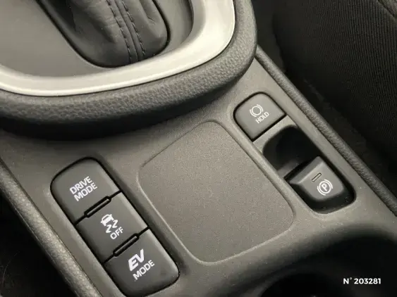 TOYOTA YARIS CROSS I - voiture d'occasion - Photo 43